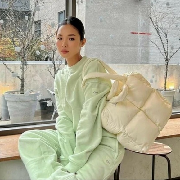 ALO Renown Heavyweight Hoodie and Heavy Weight Sweatpants Set - Picture 17 of 17